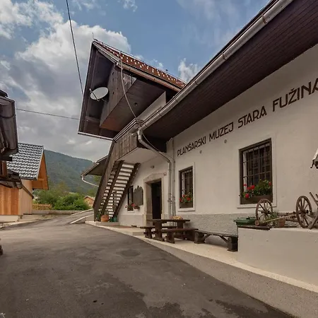 Lejlighed Apartma Mikelj