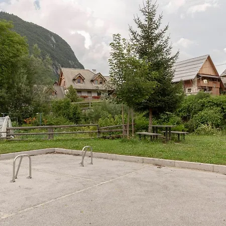 Apartma Mikelj * Бохинь