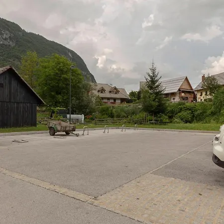 Apartma Mikelj Lejlighed