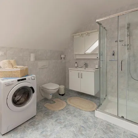 Lejlighed Apartma Mikelj