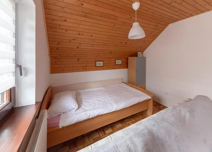 Apartma Mikelj Appartement *